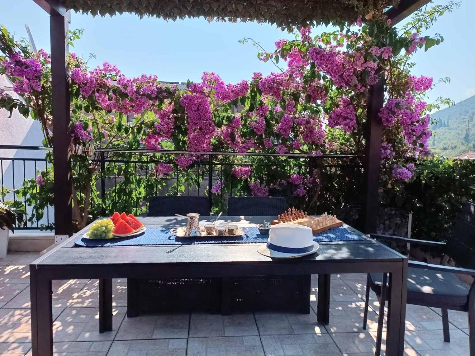 Holiday Home By The Sea--Bougainvillea Стон Экстерьер фото